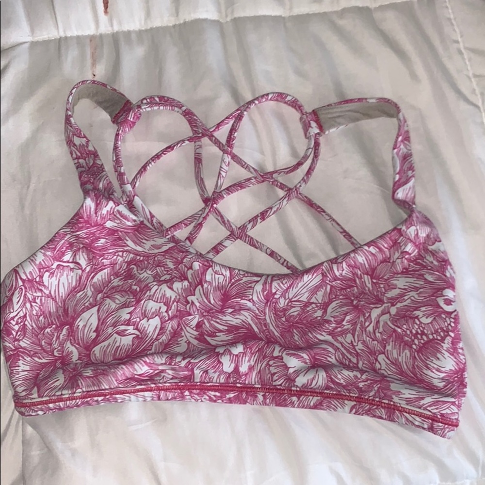lululemon sports bra!